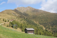 Blick zurück zum Gipfel. Mittlerweile komplett wolkenlos.